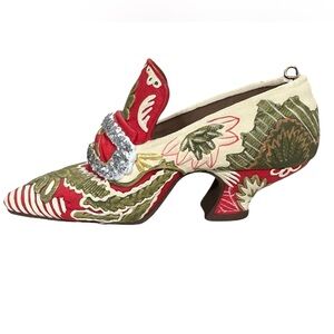 Vintage Metropolitan Museum Of Art Shoe Ornament Romance Floral Pump, CHIPPED